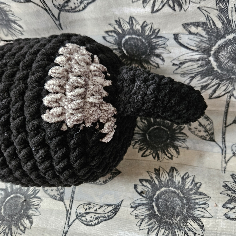 Crochet Calico Loaf Cat Amigurumi Plushie - Picture 3 of 10